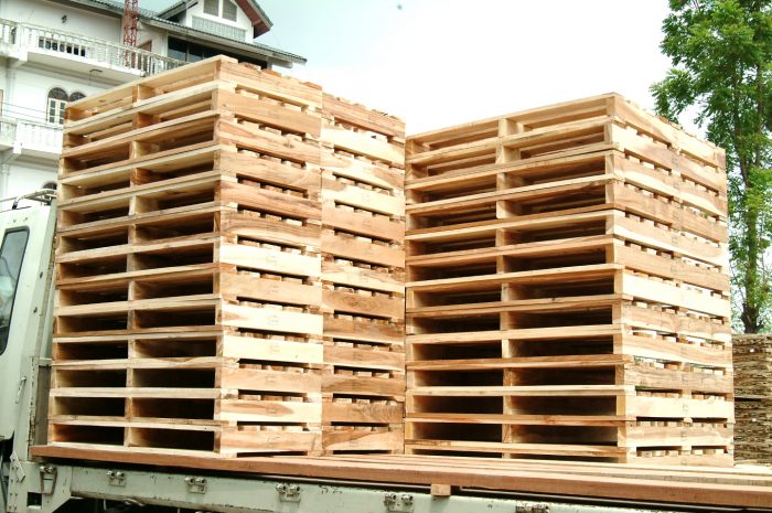 พาเลทไม้ สามคาน | 3 Stringers Wooden Pallets